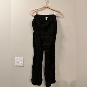 NEVER WORN - H&M satin flowy pants